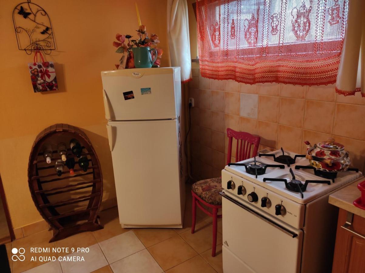 Privat Alma Apartment Nova Lesna Ngoại thất bức ảnh