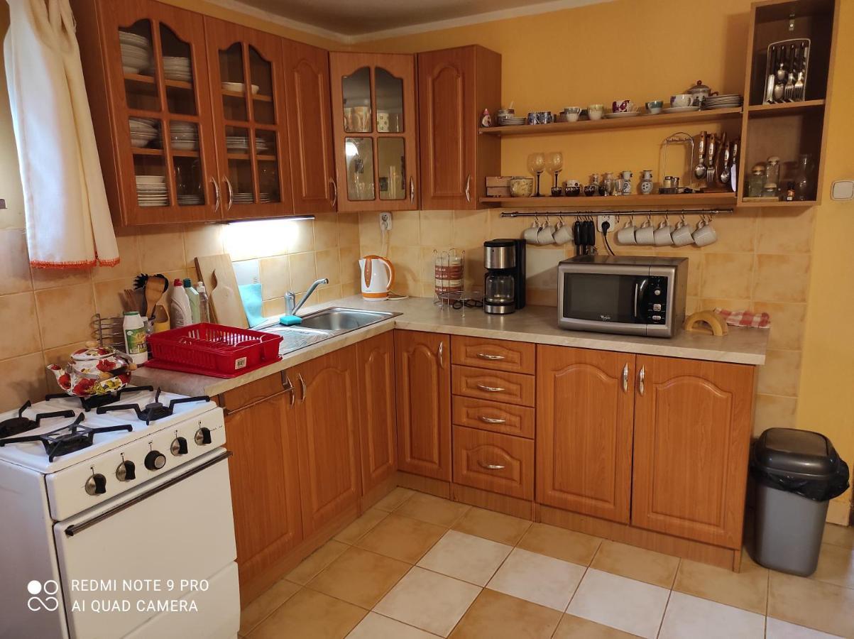 Privat Alma Apartment Nova Lesna Ngoại thất bức ảnh